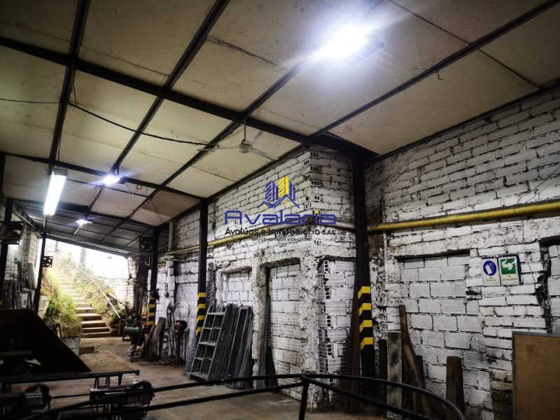 Bodega disponible para Venta en Medellín Centro Foto numero 1