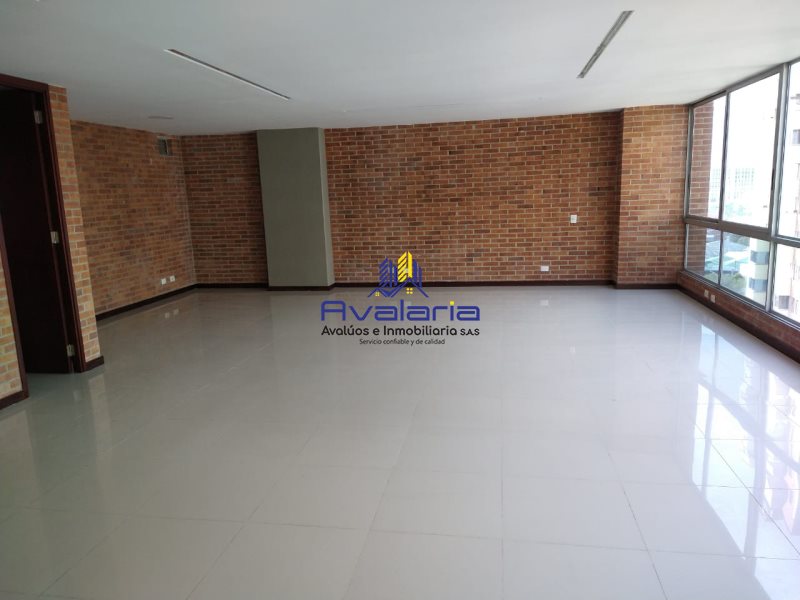 Oficina disponible para Arriendo en Medellín con un valor de $4,200,000 código 437