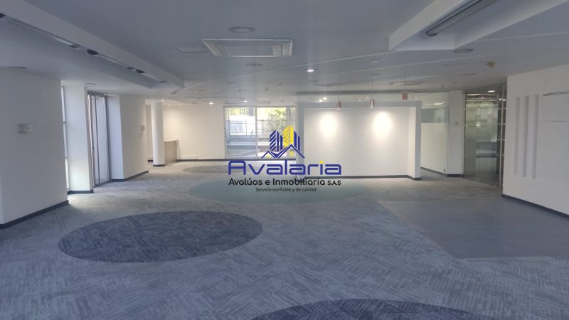 Oficina disponible para Arriendo en Medellín con un valor de $20,000,000 código 417